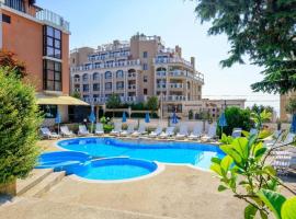 Côte d'Azur apartment in Varna with amazing sea view，位于金沙的酒店