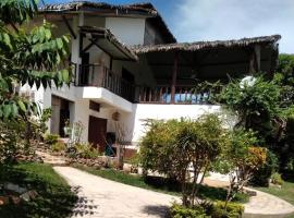 L'OUSTAL DE NOSY BE, guest house in Nosy Be