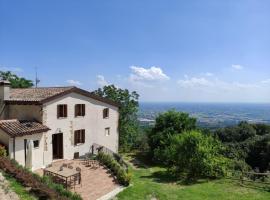 Casa Bernardi Holiday home - Asolo, hotel with parking in Asolo