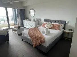 ツ Home Away From Home ツ