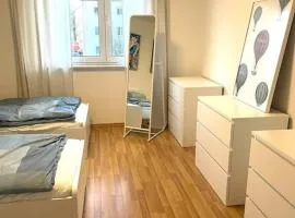 Messe - Augsburg - Zentrum - 2 Zimmer - 3 Personen