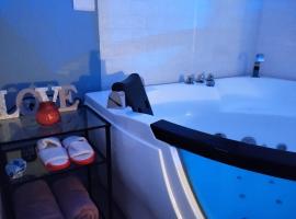 Zemu izmaksu kategorijas viesnīca Bed&Dreams in Salento Suite con spa privata esclusiva pilsētā Guagnano