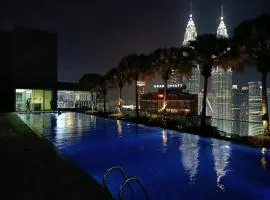 Lovely 3 Rooms with KLCC View, Pavilion & Netflix