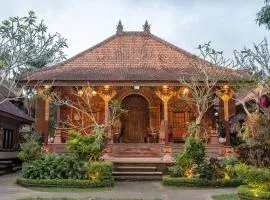 Saren Kauh Ubud Palaceॐ