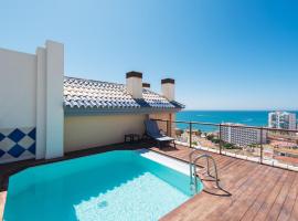 PH BELLAGIO: Luxurious and Romantic duplex penthouse with PRIVATE POOL & sea views, hotel s hidromasažnom kadom u gradu 'Benalmádena'