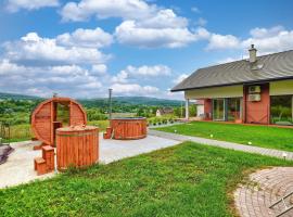 ArPioNa dom nad jeziorem z jacuzzi, sauną i placem zabaw, self-catering accommodation in Dąbrówka