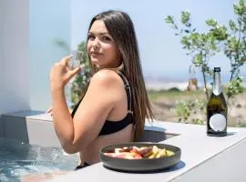 Vista Al Mar Santorini (sea view & hot tub jacuzzi)