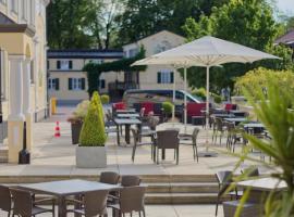 Chalét zum Kurfürst, hotel in zona Percorso di Canottaggio di Oberschleißheim, Oberschleißheim