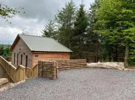 Holly Berry Lodge with Hot Tub