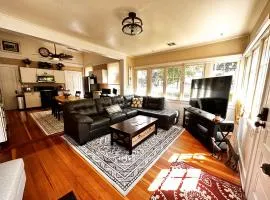 Bright Spacious Cottage in the Heart of Jacksonville