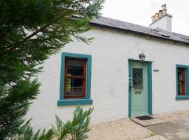 Tig Cottage - a rural, quirky, pet friendly 2 bedroom cottage near Ballantrae, gæludýravænt hótel í Ballantrae