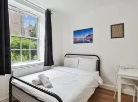APlaceToStay Central London Apartment, Waterloo (UPT)