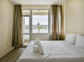 Delta Planet budget flat 2 guests, appartamento a Varna