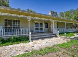 StunningHome on The Blanco River, Villa in Blanco