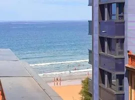 Ático con terraza en playa de San Lorenzo