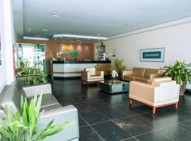 Hotel Equinocios Executive, hotell i Barcarena