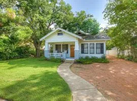 Luxury Near Main with Hot Tub