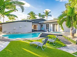 Heated Pool Tropical Backyard 3 Bedrooms, 12 min to the Ocean, hotel con estacionamiento en North Miami Beach