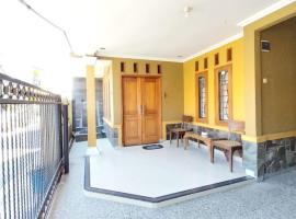 Guesthouse Hannia, Cottage in Sumber