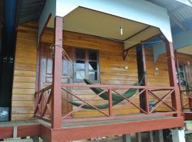 Tavendang Guesthouse, homestay in Don Det