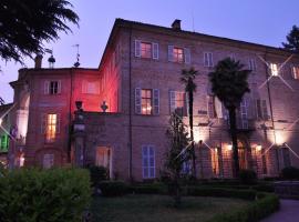 La Foresteria del Castello - Wellness Hotel in Dimora Storica, hotel v destinácii CastellʼAlfero