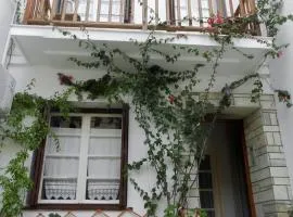 Aggela Guesthouse