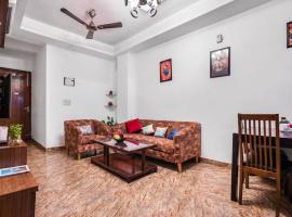 Homlee Divya 2-BHK Flat in Vaishali with kitchen, hotel a Ghaziabad