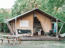Glamping Holten luxe safaritent 1, glamping in Holten