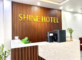 Shine Hotel, self catering accommodation in Hue