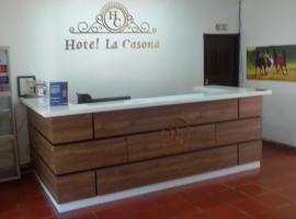 Hotel La Casona, hotel amb aparcament a Chinácota