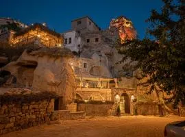 Shiraz Cave Cappadocia