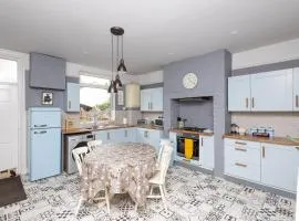 Horbury High St Wakefield ideal for long stays and contractors