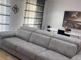 Amplio apartamento en Crevillente, hotell i Crevillente