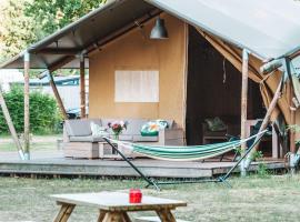 Glamping Holten luxe safaritent 2, glamping site sa Holten