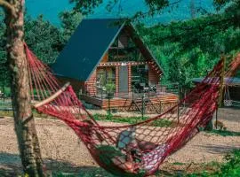 Shaori Lake Cottages