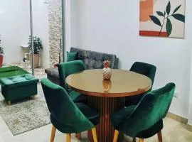 Nuevo y lindo apartamento