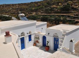 Traditional property in Venardados_Tinos Island, self catering accommodation in Venardatos