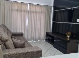 Apartamento com mobília nova 101!, hotel con parking en Francisco Beltrão