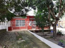 Hospedaje casa completa Honda Tolima, hotel u gradu 'Honda'