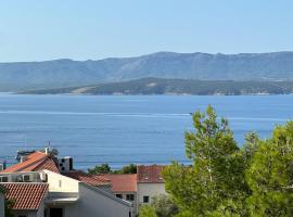 Stunning Views | Modern | Walk Everywhere | Bol, хотел в Бол