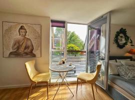 Twickenham studio private apartment – apartament w mieście Twickenham