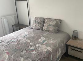 Chambre double privée, séjour chez l'habitant à Annemasse