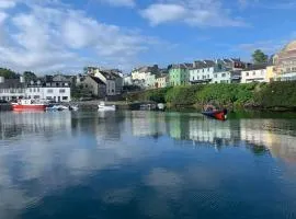 Roundstone Home with a Harbour and Mountain View