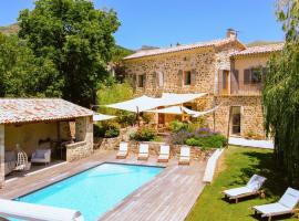 Amazing Home In St-Etienne De Boulogne, ξενοδοχείο σε Saint-Étienne-de-Boulogne