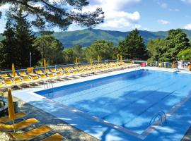 Holiday resort in Villanova d'Albenga, готель у місті Вілланова-д'Альбенґа