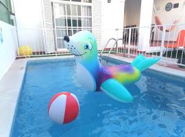 Marreiro's house Algarve - Child friendy - Private Pool, хотелски комплекс в Лагос