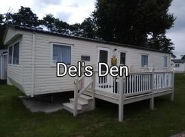 Del's den lakeside weeley bridge, hotel con estacionamiento en Weeley