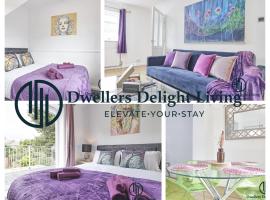 Privāta brīvdienu naktsmītne Purple Velvet - 2 Bed Home Spacious - Basildon Essex Upto 5 Guests, Free Wifi , Free Parking pilsētā Bezildona