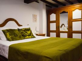 Casa Rural El Sobraillo, hotel i Villanueva de la Vera