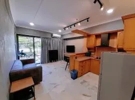 1-5pax, GFloor cozy staycation chill place